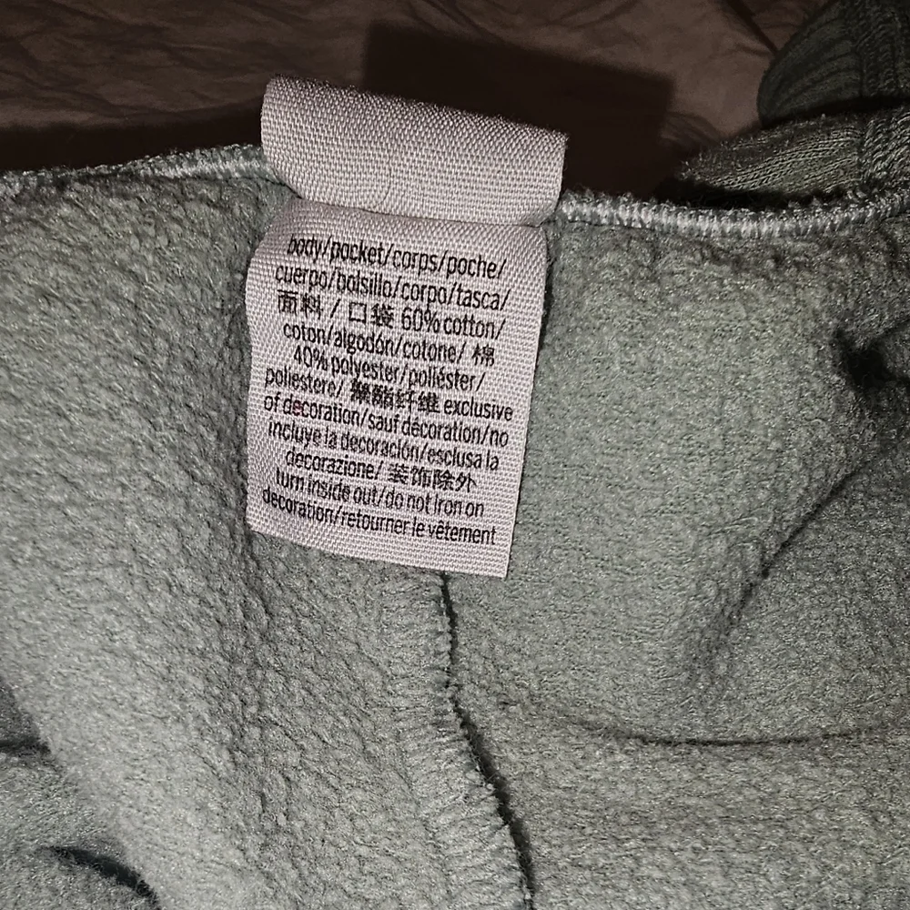 VS PINK Sweatshorts Large - Picture 6 of 6